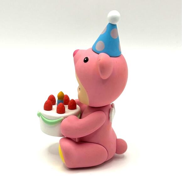 Sonny Angel Authentic BD Cake Hug, Birthday Gift Bear Series Mini Figure - NEW - Picture 3 of 5